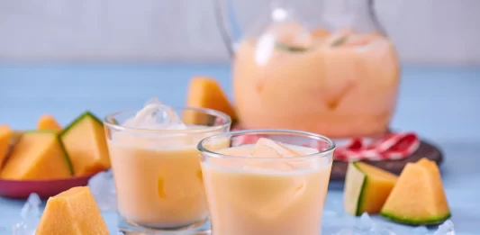 Agua de Avena con Melón para el Calor