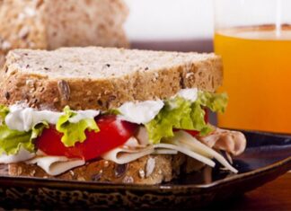 Sandwich integral verde con panela Sandwich integral verde con panela