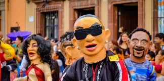 Festival de los Locos en San Miguel de Allende Festival de los Locos en San Miguel de Allende