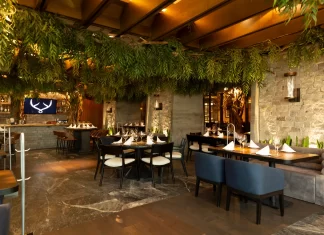 Mochomos una cocina traída desde Hermosillo Mochomos una cocina traída desde Hermosillo