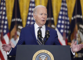 Biden regularizará a inmigrantes casados con estadounidenses Biden regularizará a inmigrantes casados con estadounidenses