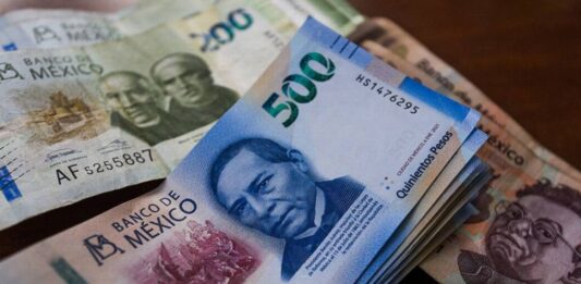 El peso mexicano sigue cayendo con fuerza El peso mexicano sigue cayendo con fuerza