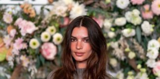 Emily Ratajkowski pone de moda estos zapatos de verano Emily Ratajkowski pone de moda estos zapatos de verano