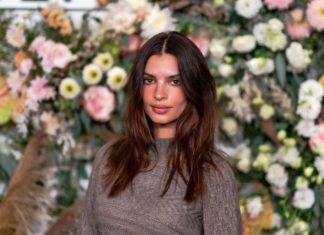 Emily Ratajkowski pone de moda estos zapatos de verano Emily Ratajkowski pone de moda estos zapatos de verano