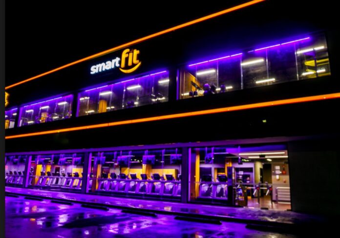 Smart Fit subirá los precios de sus membresías