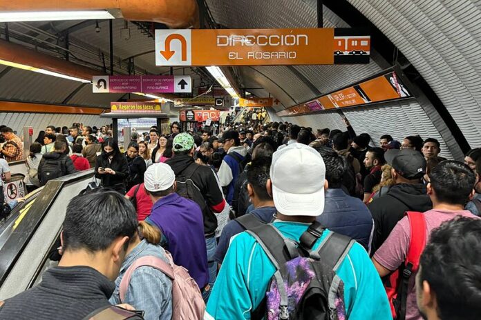 Suspenden servicio en la línea 7 del Metro