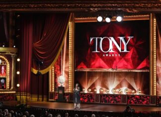 Tony Awards los mejores vestidos un evento que premia el teatro Tony Awards