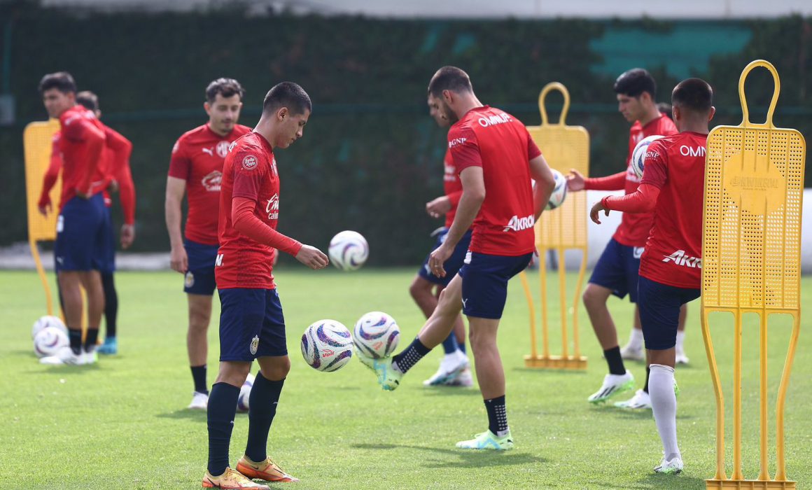 Chivas retrasa su viaje para su debut en Leagues Cup