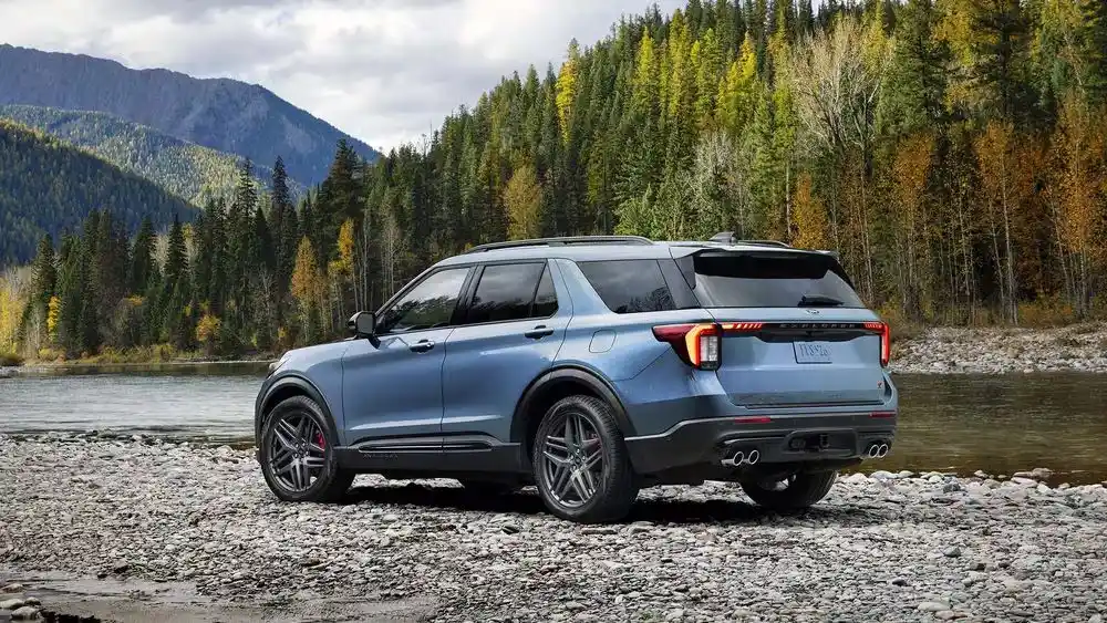 Ford Explorer ST 2025 Revista Flow