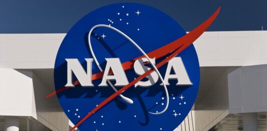 Jóvenes mexicanos obtienen una beca en la NASA