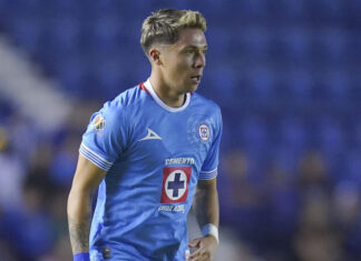 ¡Oficial! FC Copenhague presenta a Rodrigo Huescas Oficial FC Copenhague presenta a Rodrigo Huescas