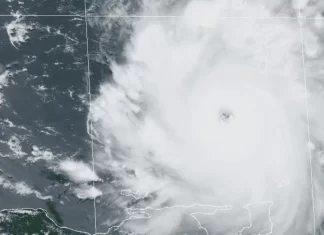 Quintana Roo emite alerta amarilla por huracán ‘Beryl’ Quintana Roo emite alerta amarilla por huracán Beryl