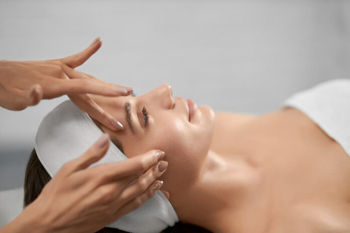 Reflexología facial