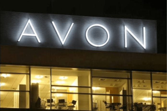 Avon se declara en bancarrota en EU