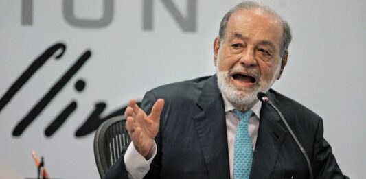 ¿Carlos Slim va por otra empresa telefónica? Carlos Slim