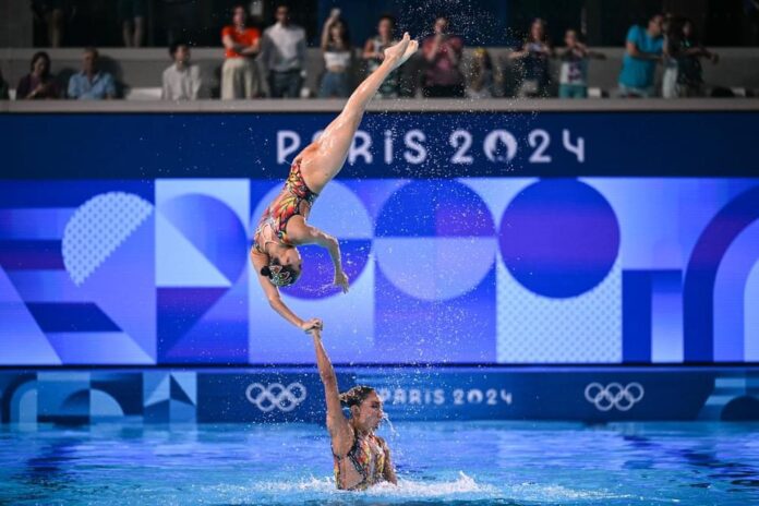 Equipo mexicano de natación artística brilla en rutina libre