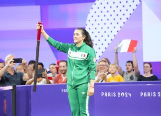 María Espinoza inauguró finales de Parataekwondo