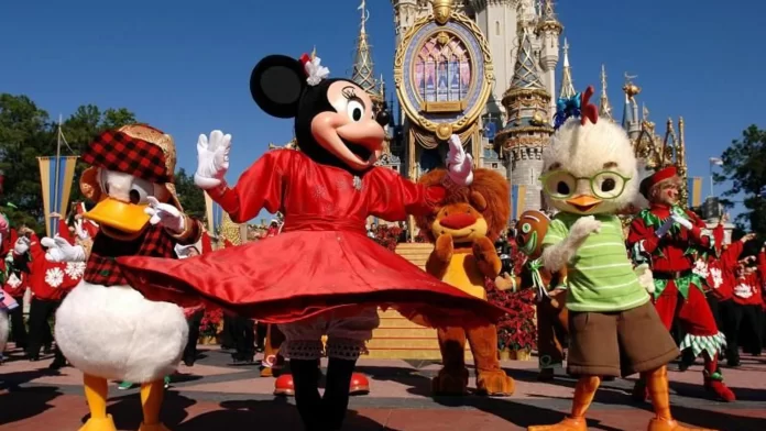 Mujer muere en parque de Disney World