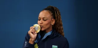 Rebeca Andrade gana el oro en suelo