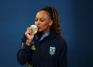 Rebeca Andrade gana el oro en suelo