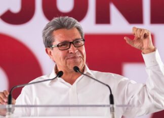 Ricardo Monreal de senador a diputado