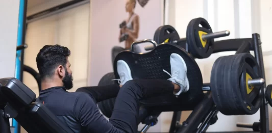 Máquinas del gym para glúteos máquinas del gym para gluteos