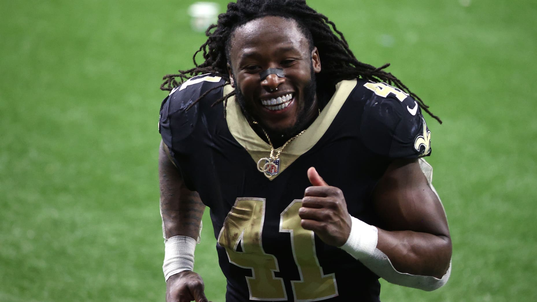 Alvin Kamara Santos de New Orleans Revista Flow