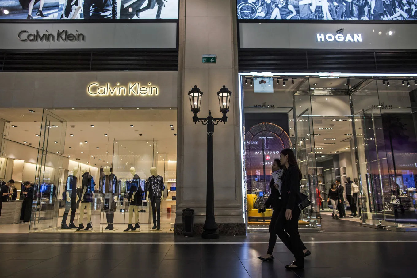 China investiga a Calvin Klein por el algodón de Xinjiang