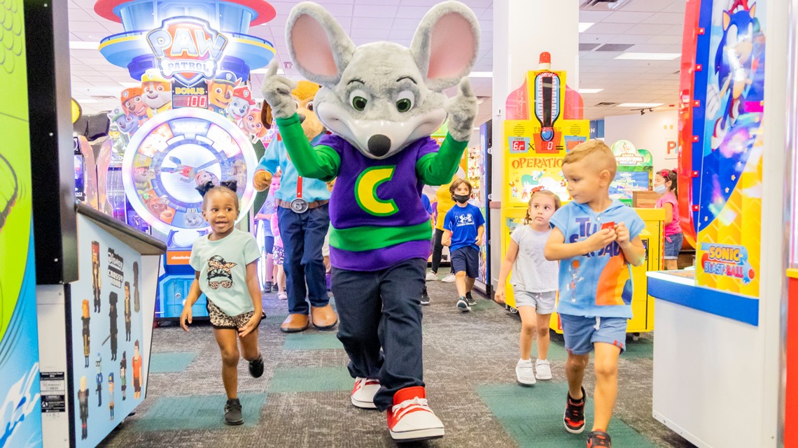 Chuck E. Cheese se reinventa en la Ciudad de México