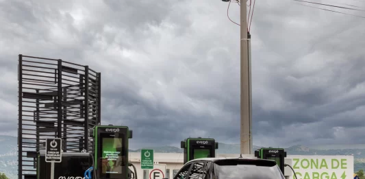 Evergo y X STOP Travel Center desplegarán estaciones de carga para vehículos eléctricos Evergo y X STOP Travel Center desplegarán estaciones de carga para vehículos eléctricos