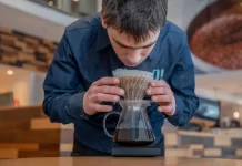 Estudio revela que la cafeína en la sangre puede afectar la grasa corporal y el riesgo de diabetes Estudio revela que la cafeína en la sangre puede afectar la grasa corporal y el riesgo de diabetes