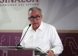 Exigen renuncia y aprehensión de Rubén Rocha por caso Cuén Ojeda Exigen renuncia y aprehensión de Rubén Rocha por caso Cuén Ojeda