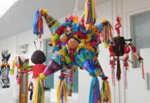 Exposición de piñatas en el Museo de Arte Popular Exposición de piñatas en el Museo de Arte Popular