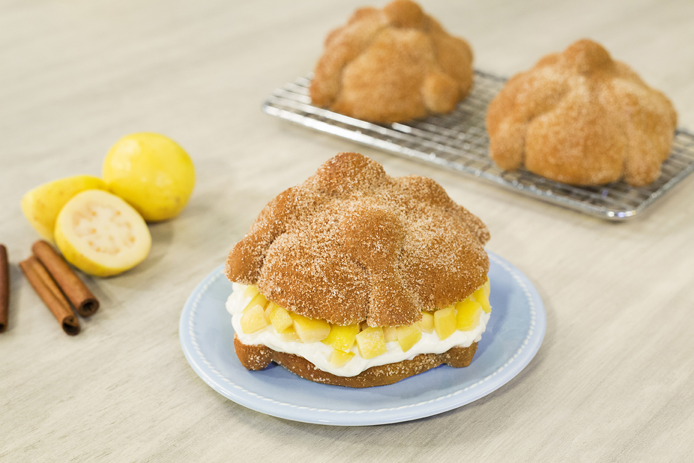 Recetas de Pan de Muerto con 3 rellenos diferentes