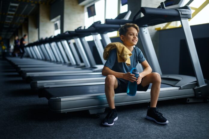 A qué edad se recomienda comenzar en el gym