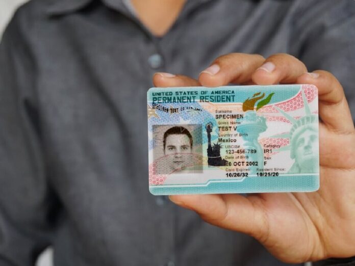 Aumenta costo de la Green Card en USA