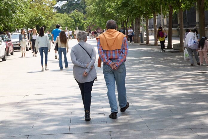 beneficios de caminar despues de comer 2