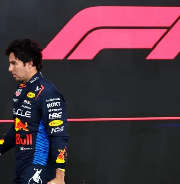 Checo Pérez aparece con Red Bull para 2025 Checo Pérez aparece con Red Bull para 2025