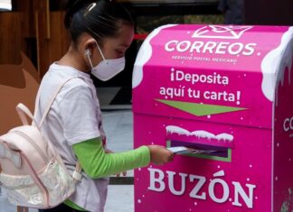 Deja tu carta a Santa Claus en estos buzones de CDMX
