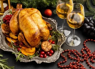 Las mejores recetas para preparar pavo navideño y conquistar las fiestas Pavo relleno con frutos secos y carne molida