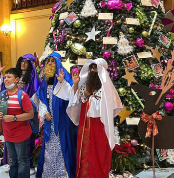 Reyes Magos en el Palacio Postal de la Ciudad de México Reyes Magos en el Palacio Postal de la Ciudad de México