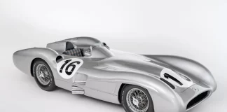El Mercedes streamliner de 1955 podría batir récord en la F1 en una subasta El Mercedes streamliner de 1955 podría batir récord en la F1 en una subasta