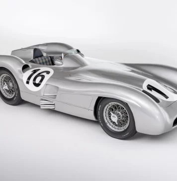 El Mercedes streamliner de 1955 podría batir récord en la F1 en una subasta El Mercedes streamliner de 1955 podría batir récord en la F1 en una subasta