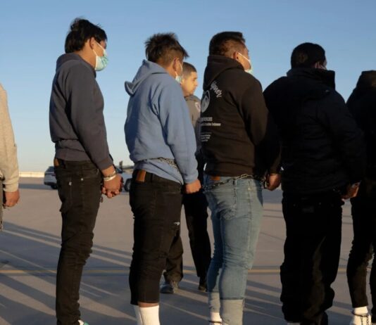 Centroamérica también podría pactar con EU sobre deportados, dice Sheinbaum deportados de estados unidos