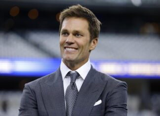 Tom Brady tiene intención de cumplir contrato de 10 años con Fox tom brady fox news