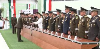 Claudia Sheinbaum anuncia aumento de sueldo a militares Claudia Sheinbaum anuncia aumento de sueldo a militares