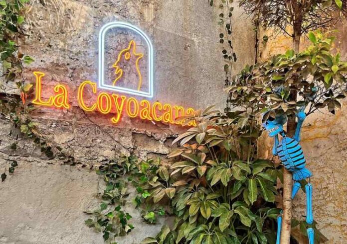 La Coyoacana una de las cantinas favoritas de Coyoacán