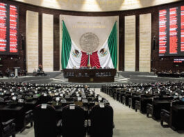 ¿México en lugar de Estados Unidos Mexicanos? Proponen cambio de nombre oficial México en lugar de Estados Unidos Mexicanos Proponen cambio de nombre oficial