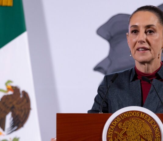 Presidenta de México Sheinbaum ordena aranceles contra EEUU Presidenta de México Sheinbaum ordena aranceles contra EEUU