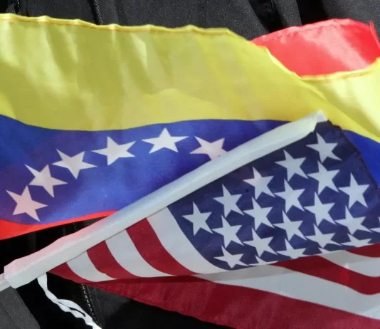 Estados Unidos Impone Nuevas Sanciones a Países que Compren Petróleo Venezolano Estados Unidos Impone Nuevas Sanciones a Países que Compren Petróleo Venezolano